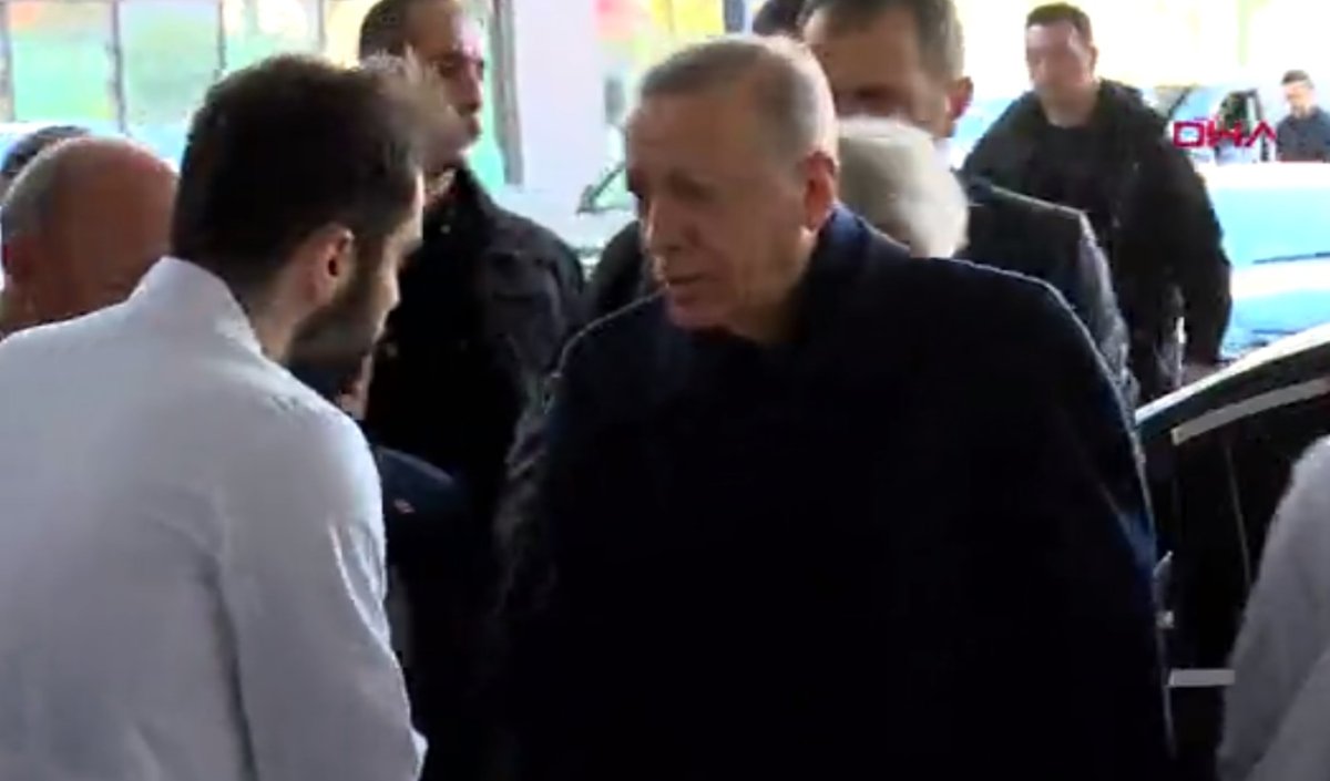 Cumhurbaşkanı Erdoğan'ın 2 No'lu maden patlamasında hayatını kaybedenleri ziyareti