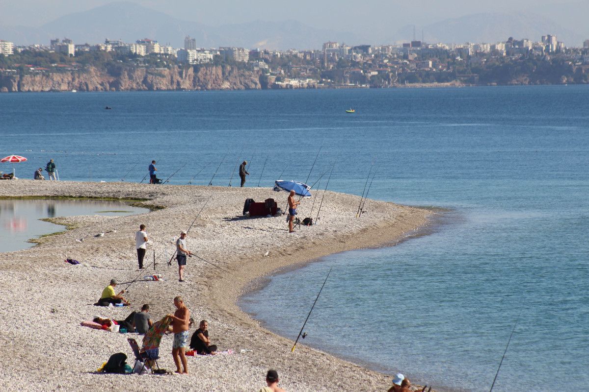 Antalya ve Bodrum'daki plajlar doluyor #6