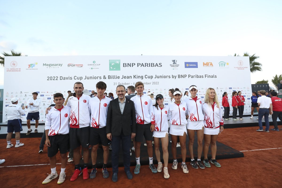 Bakan Kasaboğlu, Antalya 12 Nolu'da 4 farklı spor dalını yerinde takip etti