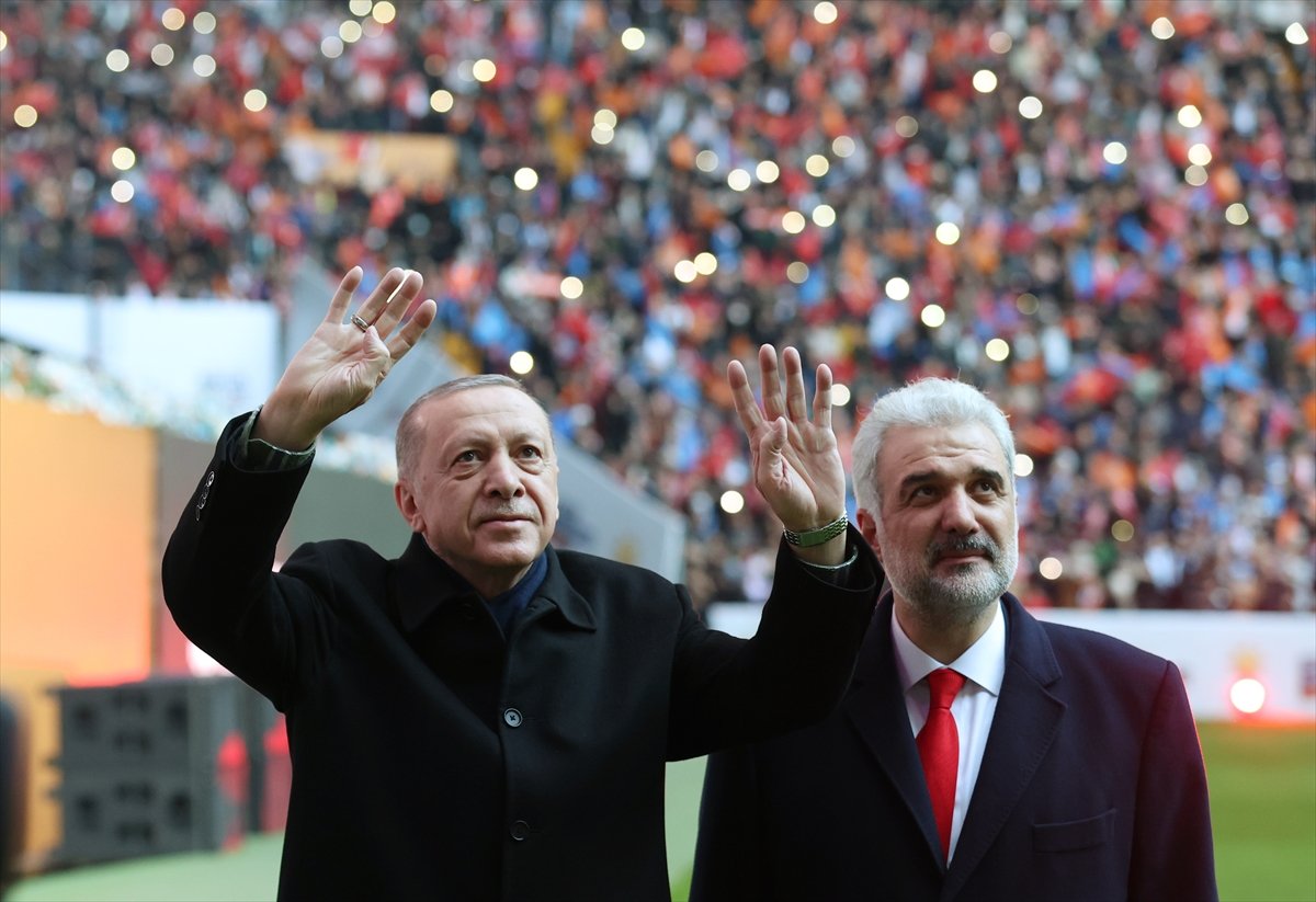Cumhurbaşkanı Erdoğan, İstanbul 3 Nolu Toplantıya Katıldı