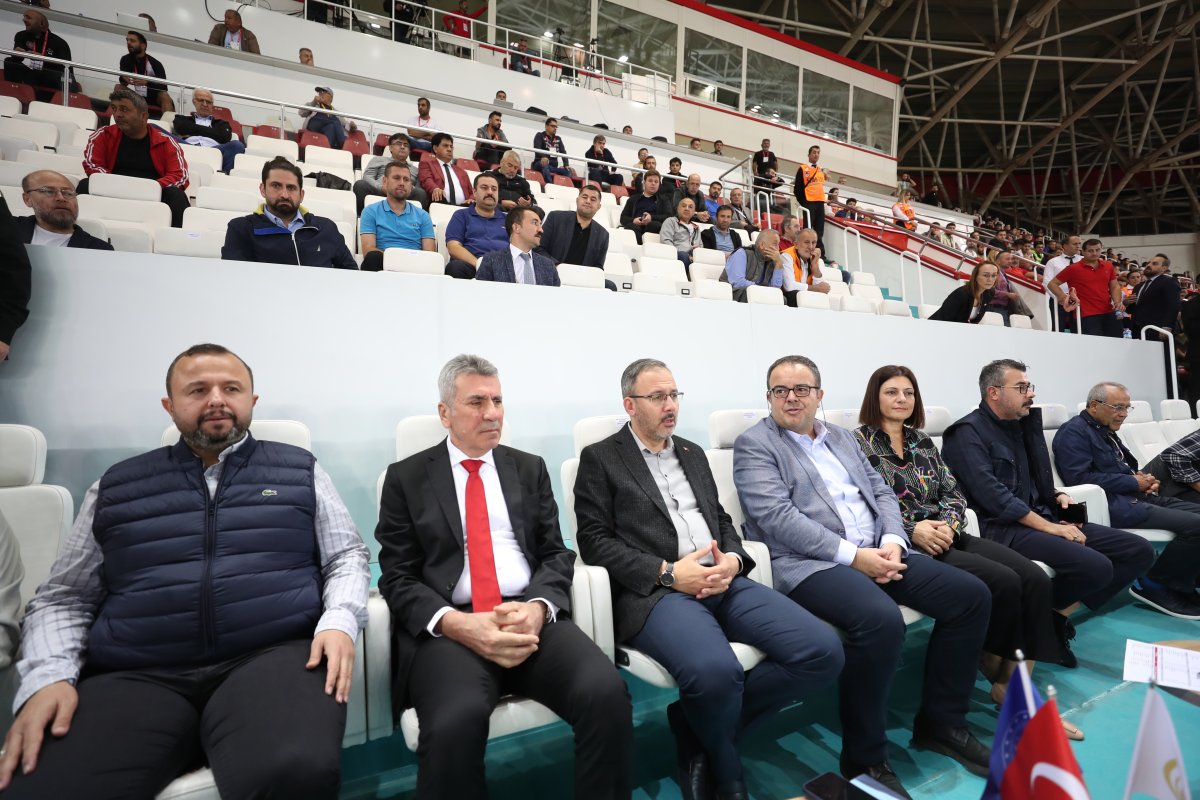 Bakan Kasaboğlu, Antalya'da 4 farklı spor dalını yerinde takip etti #1