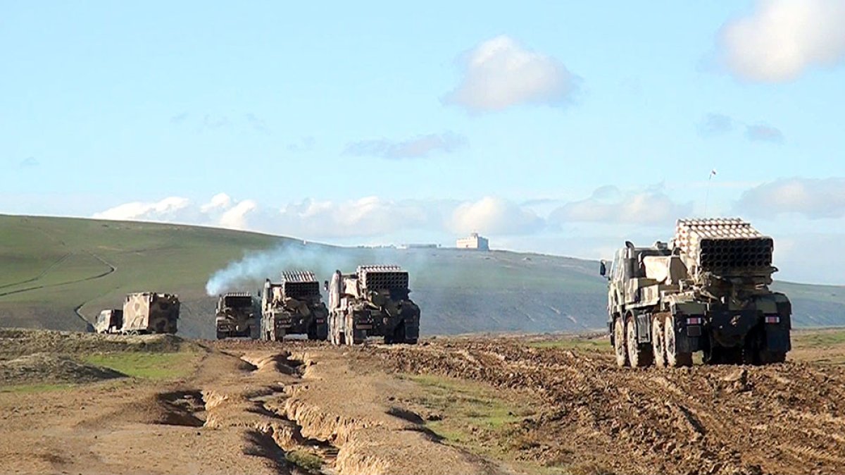 Türk ve Azerbaycan orduları 8 numaralı ortak askeri tatbikata başladı